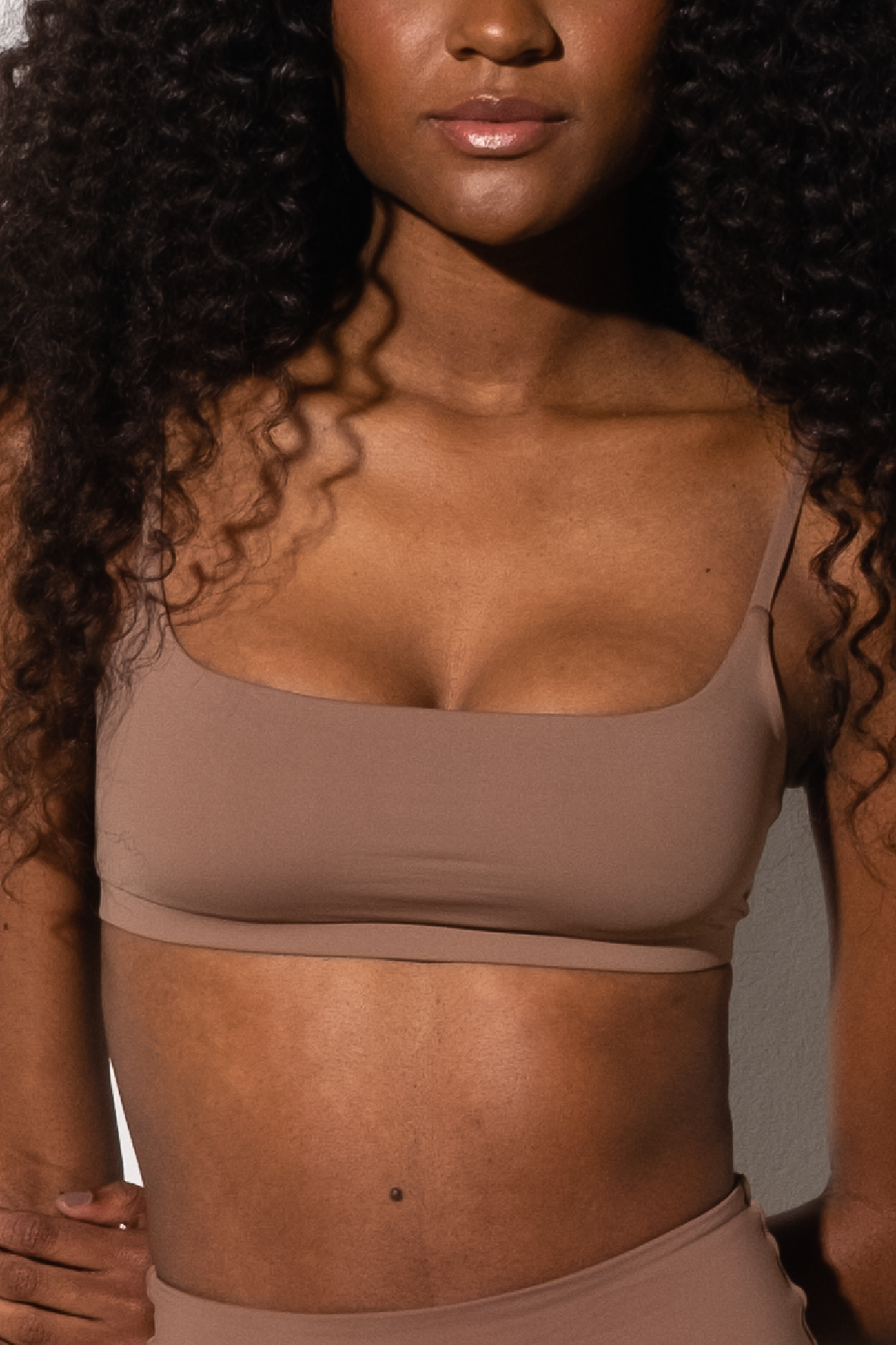 Top Minimal Soft Cappuccino