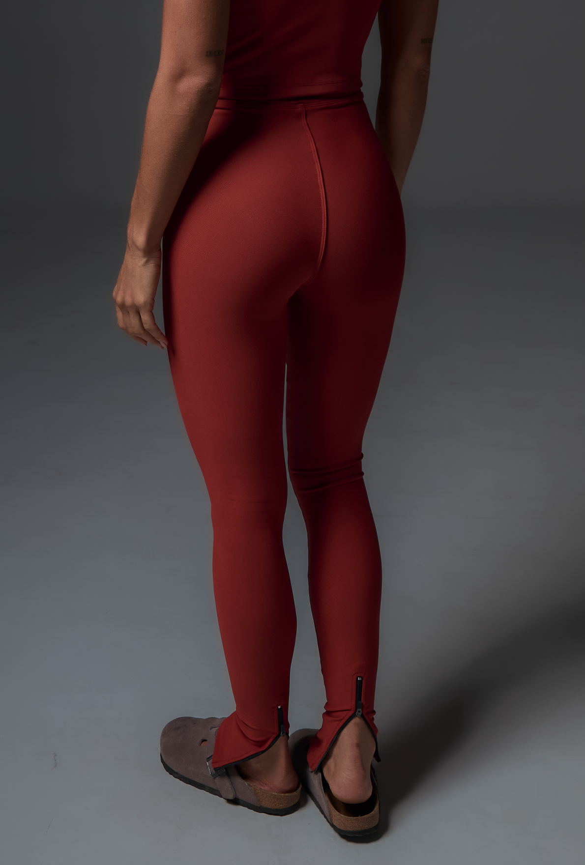 Legging Slide Pump Foxy Love – The 4am Culture