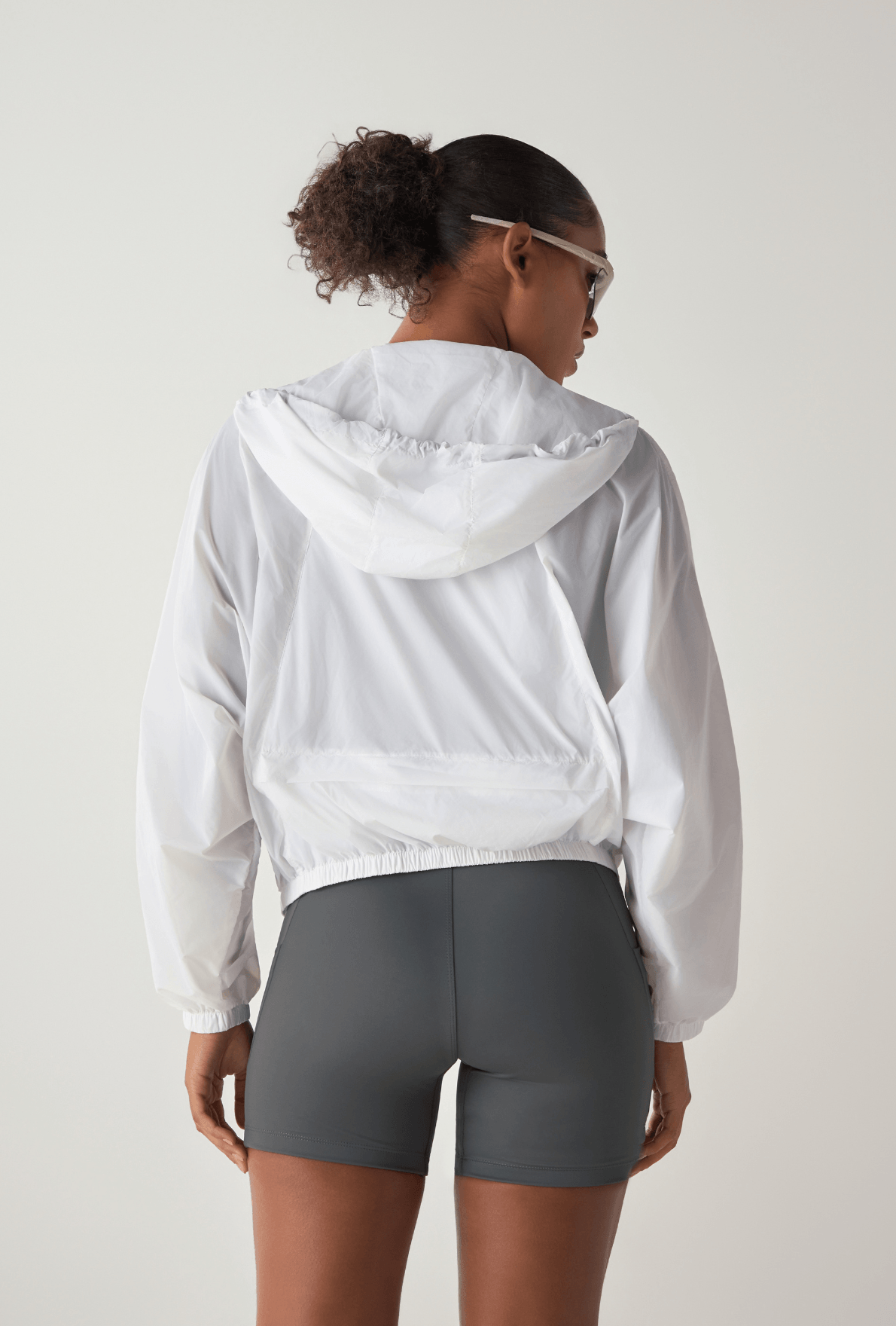 Jaqueta Windbreaker Leite de Coco