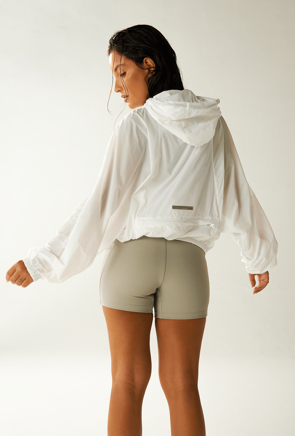 Jaqueta Windbreaker Leite de Coco