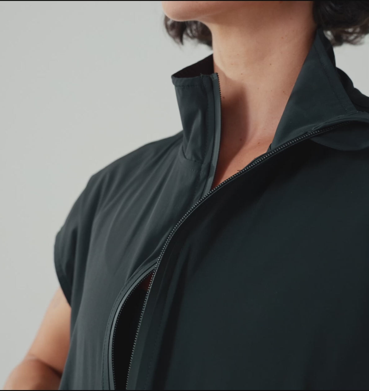 Flowy Vest Dark Coffee